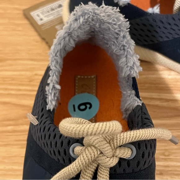 OLUKAI Mahiki Women's Sneaker, Indoor/Outdoor, Ultra-Soft Comfort Fit Size 6 - Picture 10 of 13